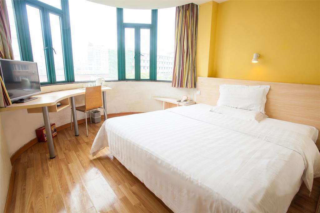 7Days Inn Guilin Zhengyang Road Pedestrain Street Esterno foto